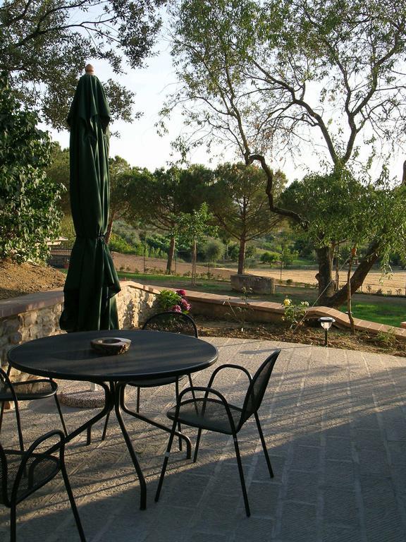 Agriturismo Podere Ossaia Cortona Cameră foto
